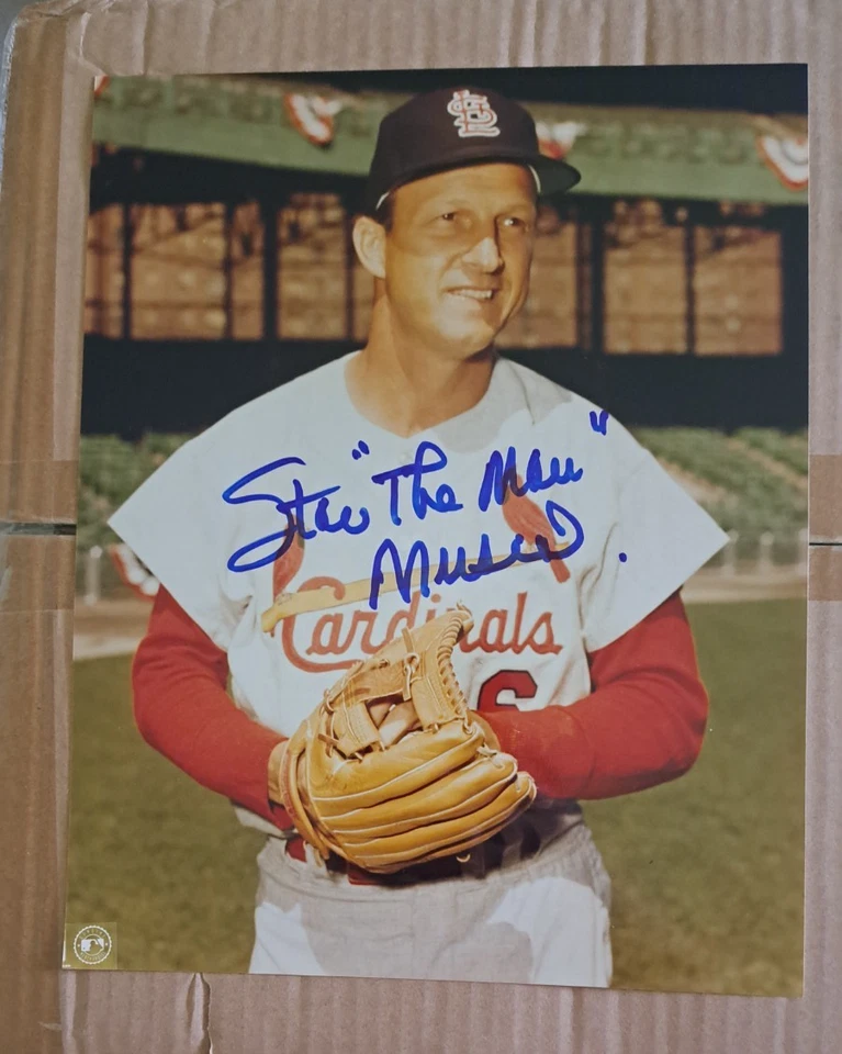 STAN MUSIAL SIGNED AUTOGRAPHED 8X10 PHOTO WITH "THE MAN" INSCRIPTION CARDINALS - Image 1 of 1