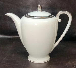 * Rarität * Vintage Tirschenreuth Bavaria The Silverton Kaffeekanne, 8" hoch/EUC - Bild 1 von 12