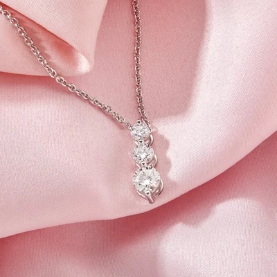 0.80Ct Round Lab Grown Diamond Journey Necklace 18" Women's 925 Sterling Silver - Image 1 of 4