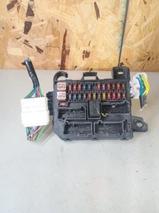 01 02 03 Ford Escape Interior Cabin Fuse Box Relay Block Panel 2l8414n068ab - Picture 1 of 5