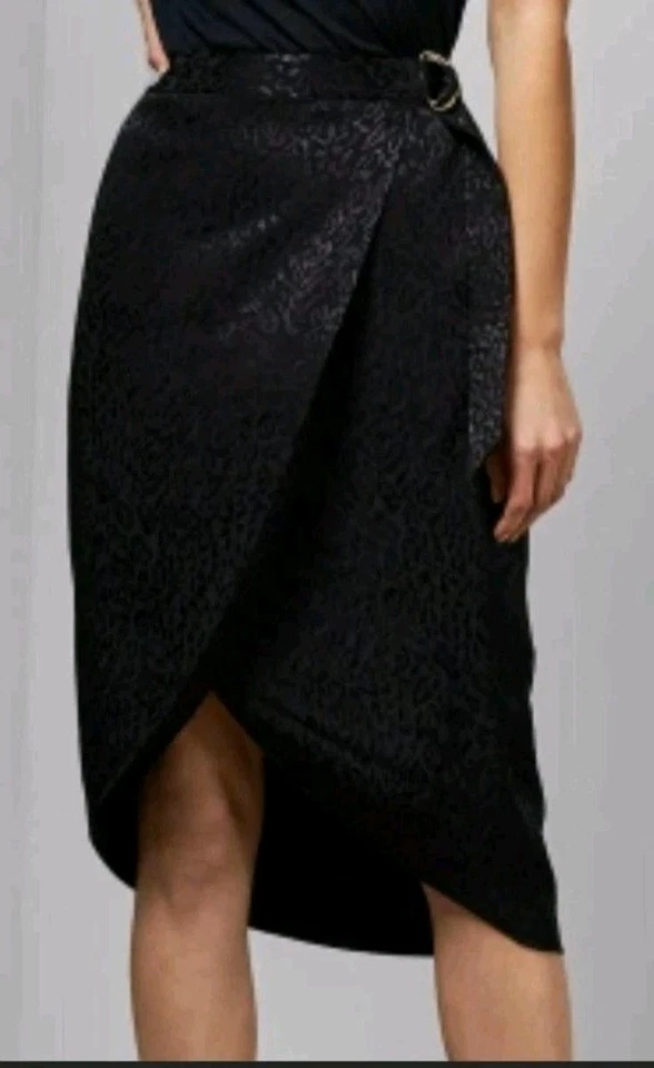 Ted Baker Allexxi Navy Satin Jacquard Wrap Skirt UK6 Animal Print Occasion Wear  - Image 1 of 4