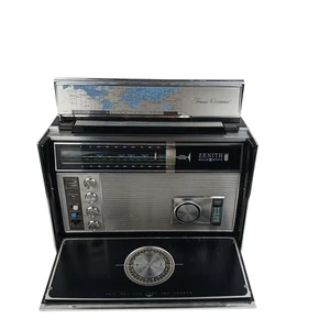 Vintage Zenith Royal D7000Y Trans Oceanic 11 Band SW  Radio See Description  - Picture 1 of 19