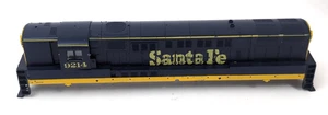 ATHEARN - Fairbanks-Morse H-24-66 Locomotive Shell "SANTA FE" #9214 - HO - Picture 1 of 7