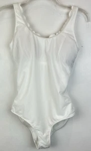 New Vineyard Vines Swimsuit One Piece XS Textured Scallop White Cap Read - Picture 1 of 9