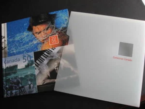 Los sellos oficiales de la colección de recuerdos anuales 2005 de Canada Post están en monturas. - Imagen 1 de 2