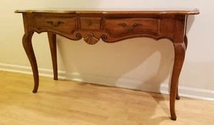 Ethan Allen Country French Sofa Console Table (26-9201) in Excellent Condition - Picture 1 of 12
