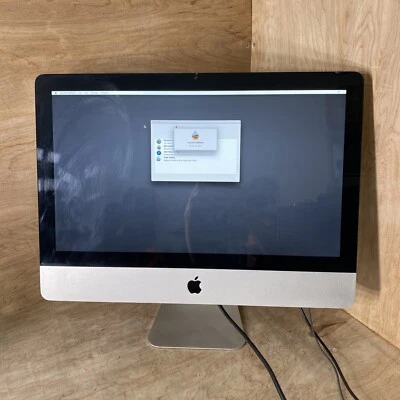 Apple iMac 21.5” Mid 2011 Core i5@2.5GHz / 4GB RAM / 500GB HDD - Image 1 of 4