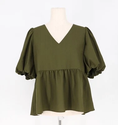 Top CROSBY BY MOLLY BURCH manga burbuja cuello en V en verde oliva talla M Foto 1 de 4