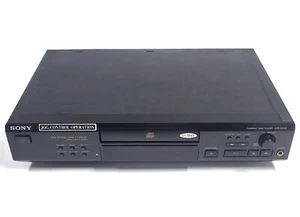 Sony CDP-XE520 CD Player – Powers On – No Playback – 220V – For Parts/Repair - Picture 1 of 5