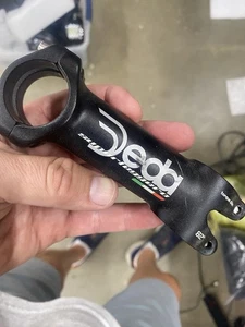 Stelo alluminio Deda Super Leggero 100mm 31,8mm - usato, segni di usura - Foto 1 di 7