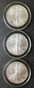 Lot of Three 2009 $1 American Silver Eagle Dollars in Capsules - Picture 1 of 3