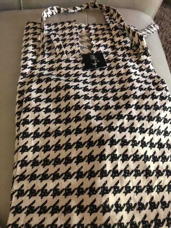 New With Tags Vatican Homes Adjustable Apron Size 24 X34 Inches Foto 1 de 2