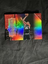 New listing
		1998-99 SPX Finite Basketball Tim Duncan #107 Spectrum Star Power SP /250