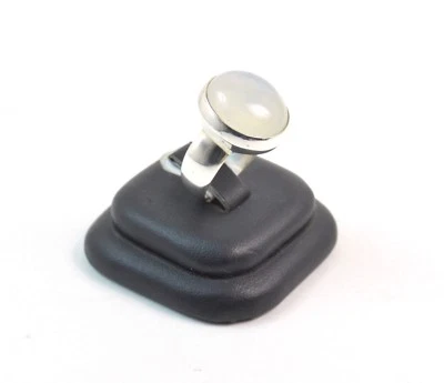 Anello in Pietra di Luna ovale e Argento 925. Made in Italy - Immagine 1 di 3