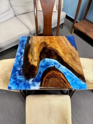 Mesa de centro central de resina epoxi azul de 24" de madera de acacia natural borde vivo Home De Foto 1 de 4