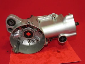 OEM 1980 YAMAHA QT50 left crankcase cover output shaft carrier # 3L5-15111-00-00 - Picture 1 of 12