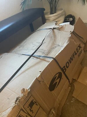 Bowflex Xceed 家庭健身房 - 超过 65 个练习 - 腿部加长,Ab Crunch,蹲下吧 — 第 1/4 张图片