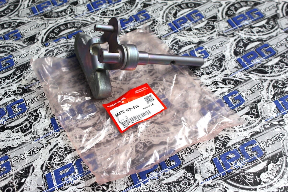 OEM Honda Shift Selector Arm For Acura RSX Type S - K20A K20A2 K20Z1 - 6 Speed - Image 1 of 1