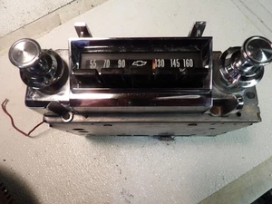1966 Chevrolet Corvair OEM Radio - Picture 1 of 13