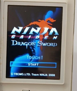 Ninja Gaiden Dragon Sword Nintendo DS 2008 Tecmo Team Ninja PROBADO - Imagen 1 de 16
