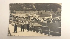 FOTOGRAFIA D ' EPOCA DI MONTAGNA CON SCIATORI - 4+ - Imagen 1 de 2