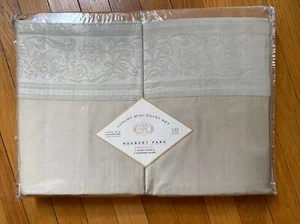 NEW Roxbury Park - Queen Duvet Cover Set - Bone Rose Print - Picture 1 of 2