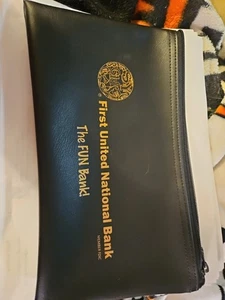 Vintage First United National Bank The Fun Bank Black Deposit Money Bag Neu - Bild 1 von 6