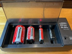 Universal NI-CD Indoor Akku Ladegerät MV-398 Uniross - Bild 1 von 6