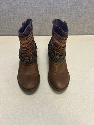 Lavorazione Artigiana Heeled Boots Ankle Biker Bootie US 6 Distressed Chain Stud - Image 1 of 4