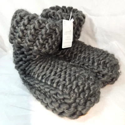 NWT Anthropologie Lemon Slippers Hand Knit Cabin Cuffed Women's S/M 5-7 $45 - Image 1 of 4