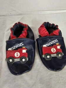ROBEEZ LEATHER FIRE ENGINE TRUCK BABY SHOES INFANTS SIZE 6 12 MS - Picture 1 of 5