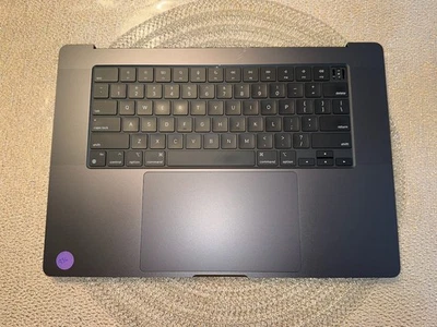 MacBook Pro M3 16" A2991 2023 MRW13LL/A Top Case Apoio para as Palmas com Espaço na Bateria Preto - Imagem 1 de 4