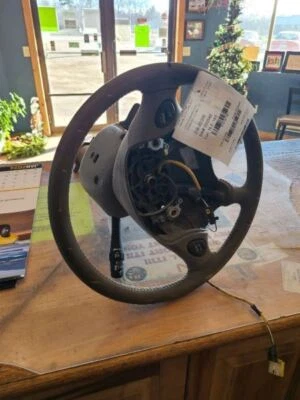 Columna de dirección cambio de piso ID 26064219 se adapta a 97-98 CUTLASS 162789 Foto 1 de 2