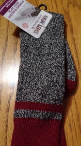 CALCETINES BOTAS HOLGADAS MUK LUKS Negro con Rayas Rojas ~ Para mujer TALLA 6-11 ~ NUEVOS con etiqueta - Imagen 1 de 2