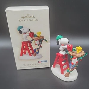 To A Job Well Done Snoopy Holiday Ornament Hallmark 2007 Christmas Peanuts - Picture 1 of 16