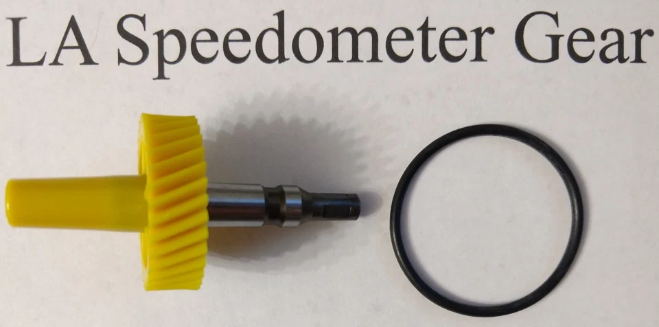 Dodge Jeep 33 Tooth Speedometer Gear Short Shaft with ORING 52067633 - Image 1 of 1