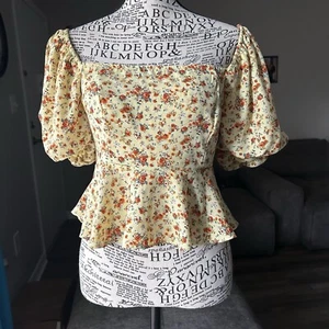 Yellow Floral Balloon Sleeve Flirty Ruffle Smocked Back Top Small Cropped - Picture 1 of 5