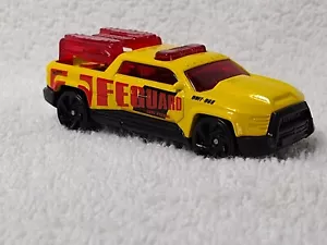 ✅ Hot Wheels Surf Duty 6/10 LOOSE - Picture 1 of 9
