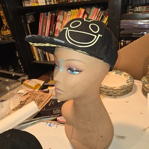 Deadmau5 Snapback Black Hat Cap DeadMaus Logo Glow in the Dark Yellow Flat Rim - Picture 1 of 3