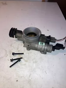 2003-2007 Chrysler Town & Country Throttle Body 11200006AB. 04861254AG1725 - Picture 1 of 6