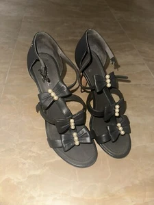Chanel Open Toe Bow Pearl Sandles Black/dark Navy Size 40(US 10) Lamb skin - Picture 1 of 6
