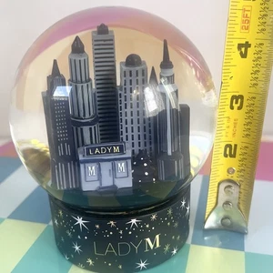 Lady M New York City Skyline Schneekugel Gold Konfetti 4,5 Zoll - Bild 1 von 4