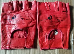 Guantes de cuero rojos WWF The Heartbreak Kid Shawn Michaels WWE HBK talla pequeña - Imagen 1 de 3