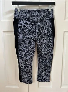 Nike Dri-Fit Cropped Running Workout Leggings Black Gray Geometric Print Wmn M - Picture 1 of 6