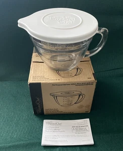 The Pampered Chef 2233 Small Batter Bowl ~ 4 Cups, 1 Quart w/ Lid ~ NEW in Box - Picture 1 of 10