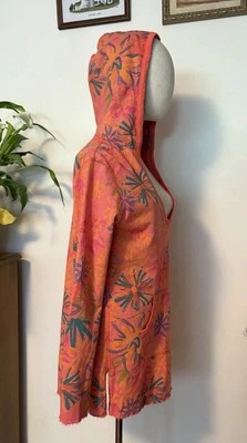 Sudadera Fresh Produce Neón Floral Mujer Pequeña Con Capucha De Gran Tamaño Hecha en EE. UU. Foto 1 de 4