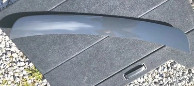 OEM 2000-2006 Audi TT labio trasero maletero tapa alerón gris claro moldura  Foto 1 de 4