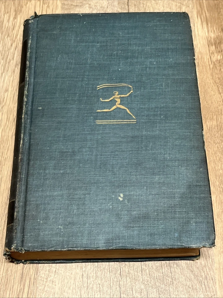 Nine players Eugene O’Neill 1932 Edition HC No Dust Jacket Acceptable Condition - Image 1 of 4