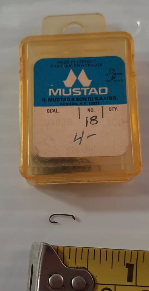 59 Ganchos para atar moscas secas Mustad 94838 #18 código 24 Foto 1 de 2
