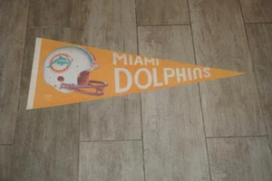 1970er MIAMI DOLPHINS FOOTBALL HELM WIMPEL VOLLE GRÖSSE KOSTENLOSER WIMPELBEZUG - Bild 1 von 2